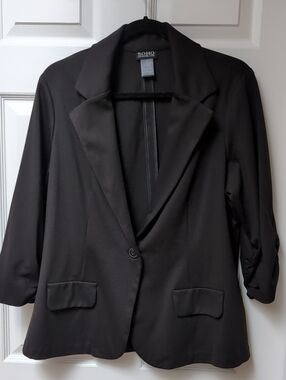Soho Apparel Black Women's Single-Button Blazer